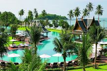 Бассейн отеля SOFITEL Krabi Phokeethra Golf and Spa Resort временно закроют